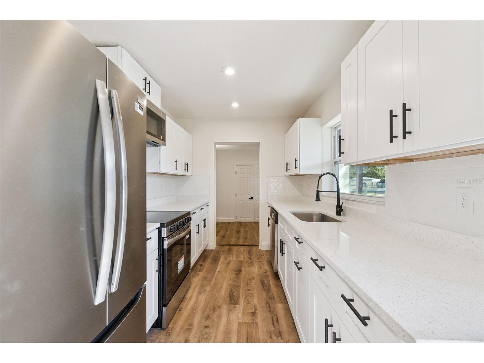 5301 Barnett Place Orlando FL 32808 O6377274 image11