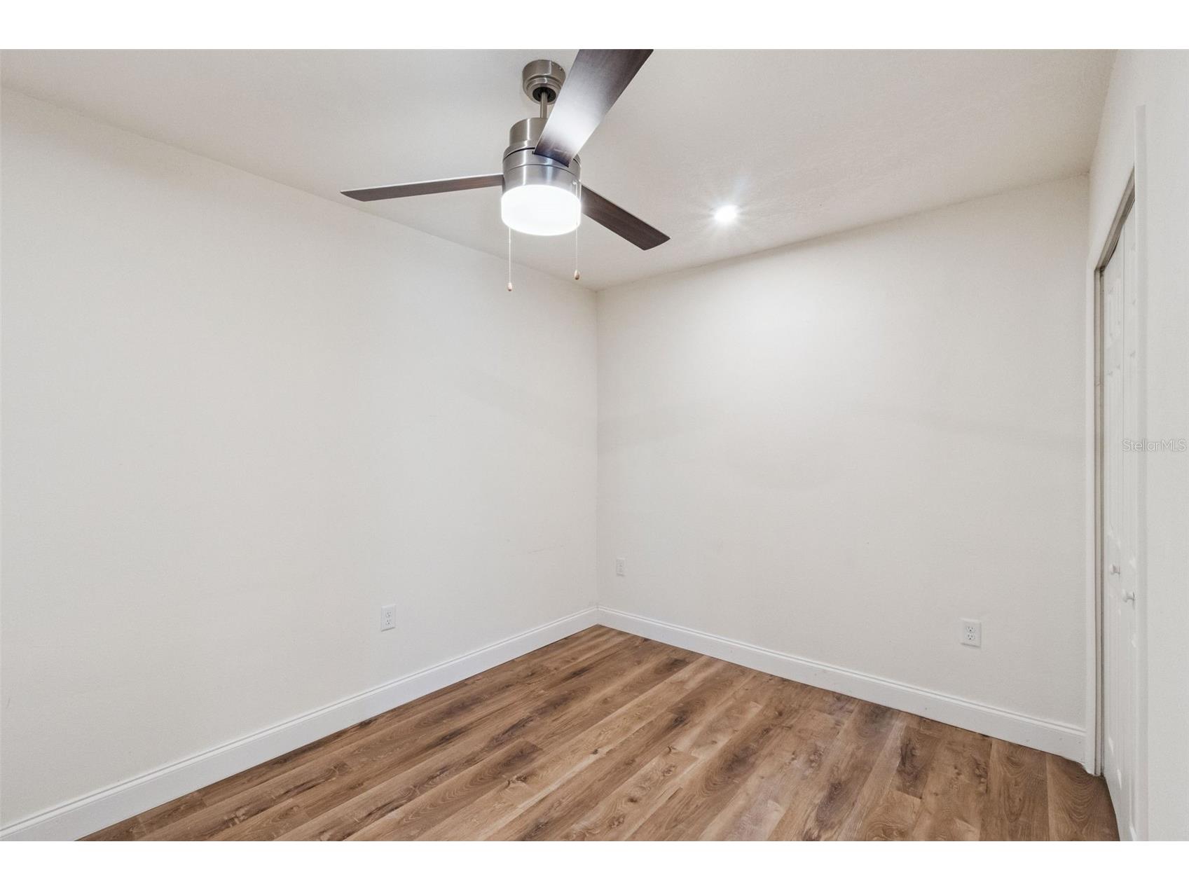 5301 Barnett Place Orlando FL 32808 O6377274 image23