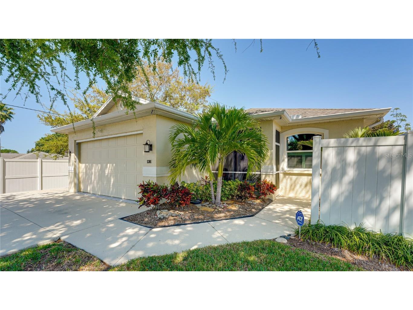 5301 Colony Meadows Lane Sarasota FL 34233 A4604476 image1