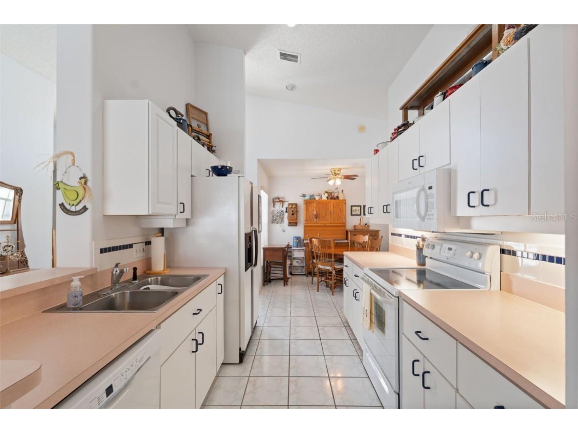 5301 El Cerro Drive New Port Richey FL 34655 W7880678 image16