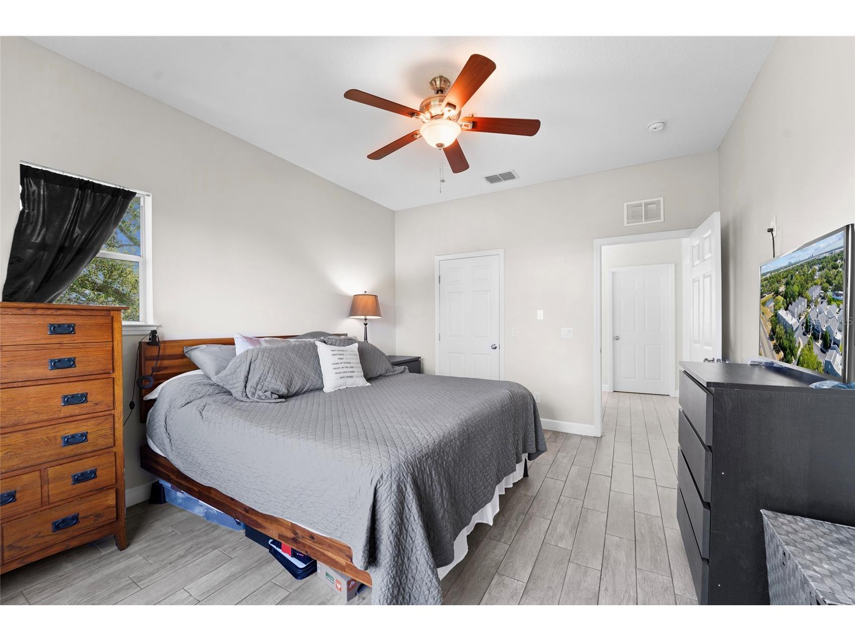 5301 Escena Court Tampa FL 33611 TB8503619 image30