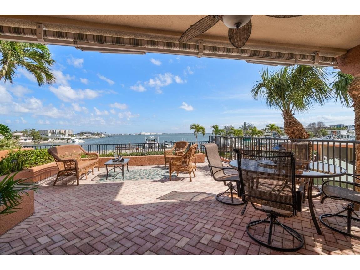 5301 Gulf Boulevard #C202 Saint Pete Beach FL 33706 - BOCA CIEGA BAY TB8353056 image6