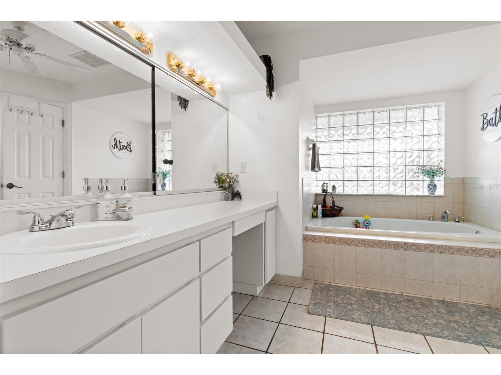 5301 Merrifield Court Spring Hill FL 34608 TB8455121 image15