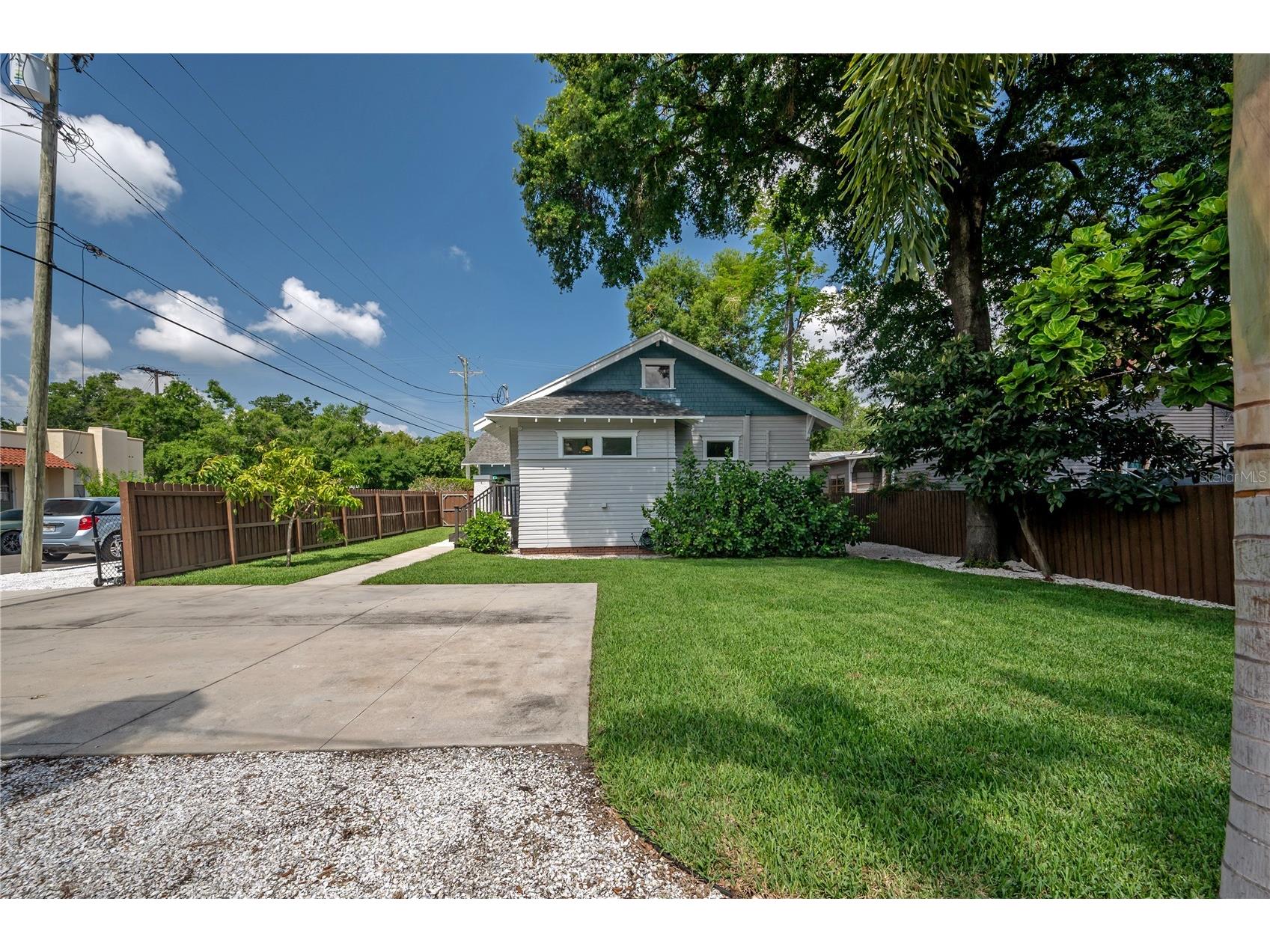 5301 N Central Avenue Tampa FL 33603 TB8522989 image42