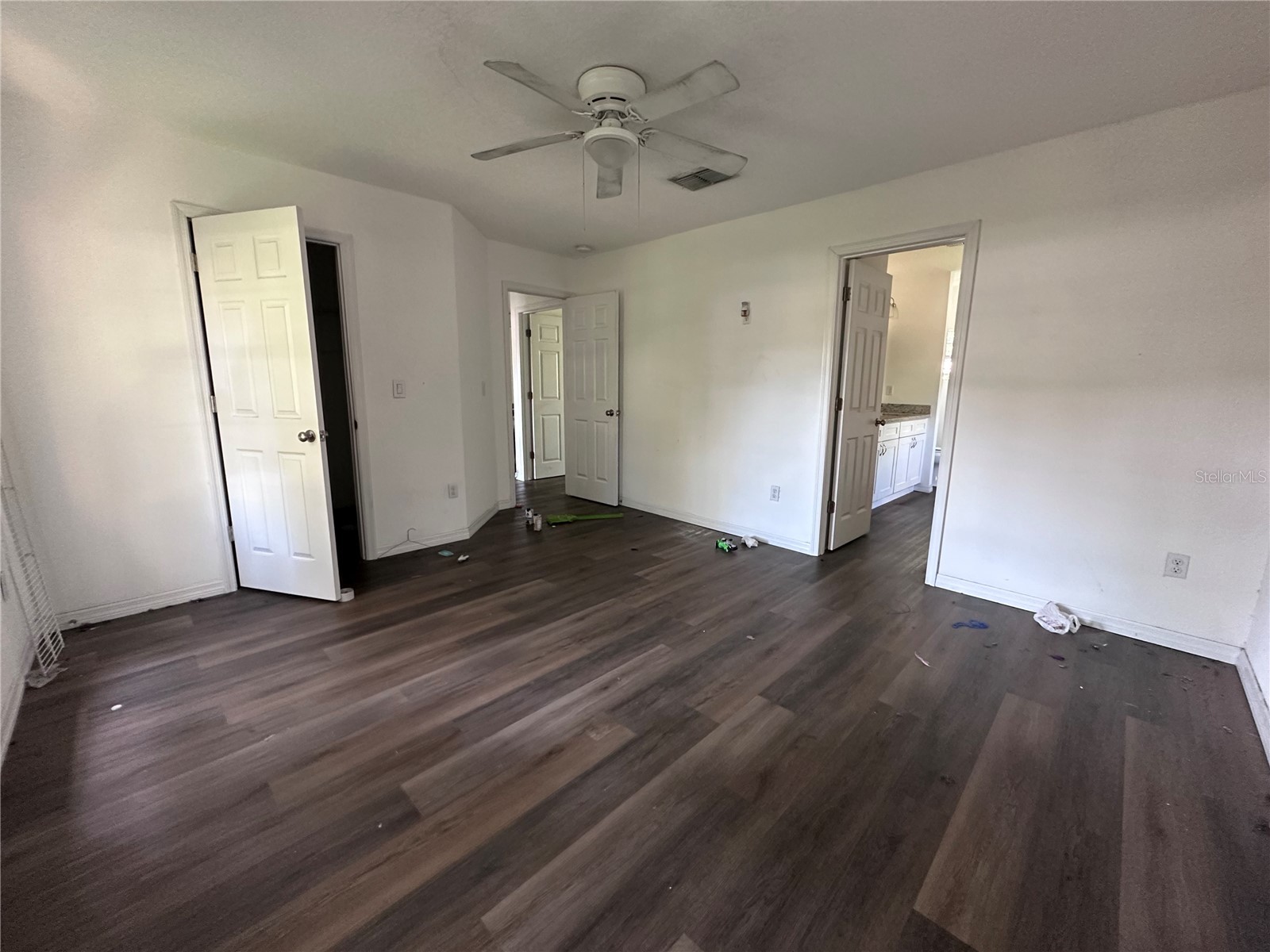 5301 Royal Oak Drive Tampa FL 33610 TB8419255 image7