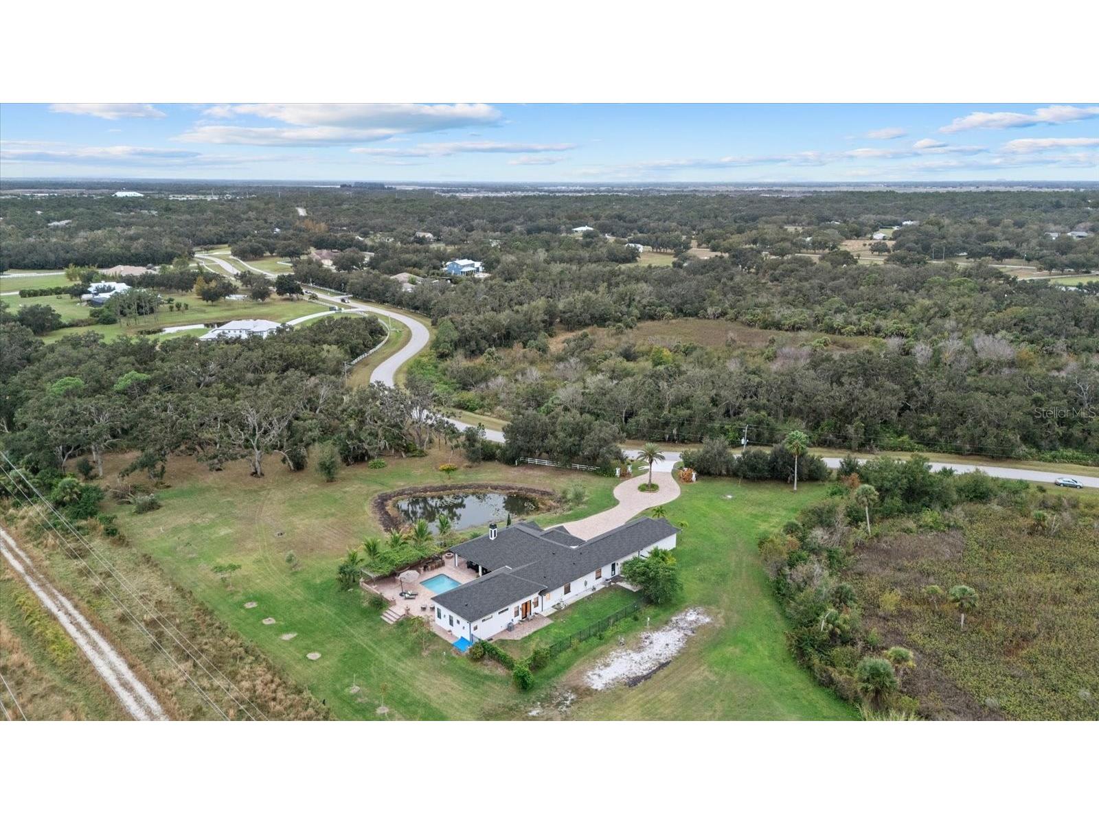 5301 Saddle Oak Trail Sarasota FL 34241 A4680226 image1
