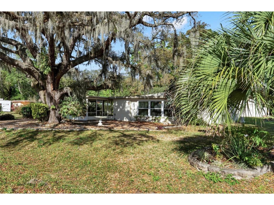 5301 Vance Avenue Orlando FL 32810 O6190202 image1