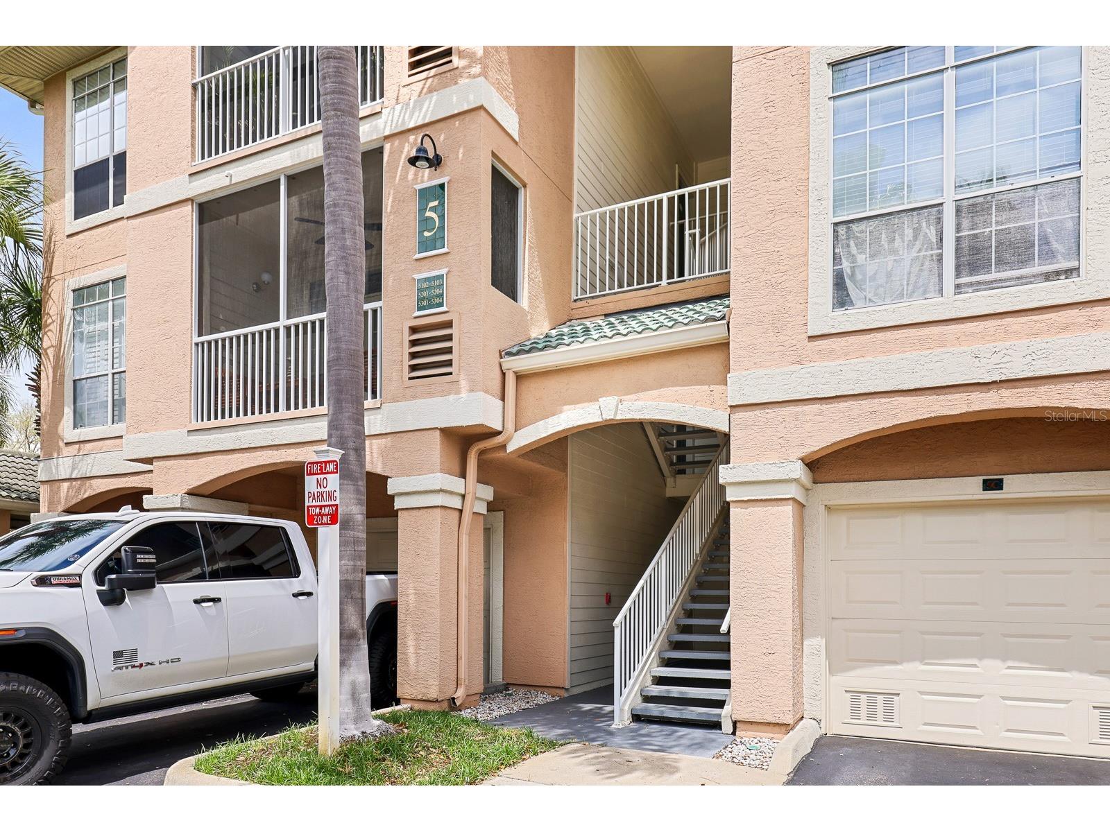 5302 Bay Club Circle Tampa FL 33607 TB8494867 image1