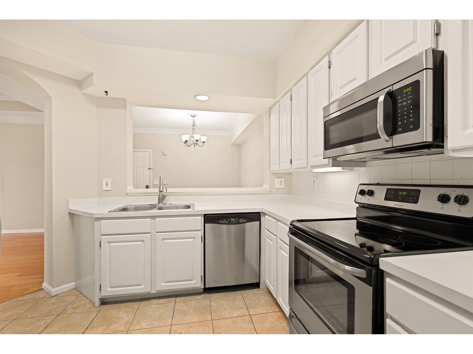 5302 Bay Club Circle Tampa FL 33607 TB8494867 image10