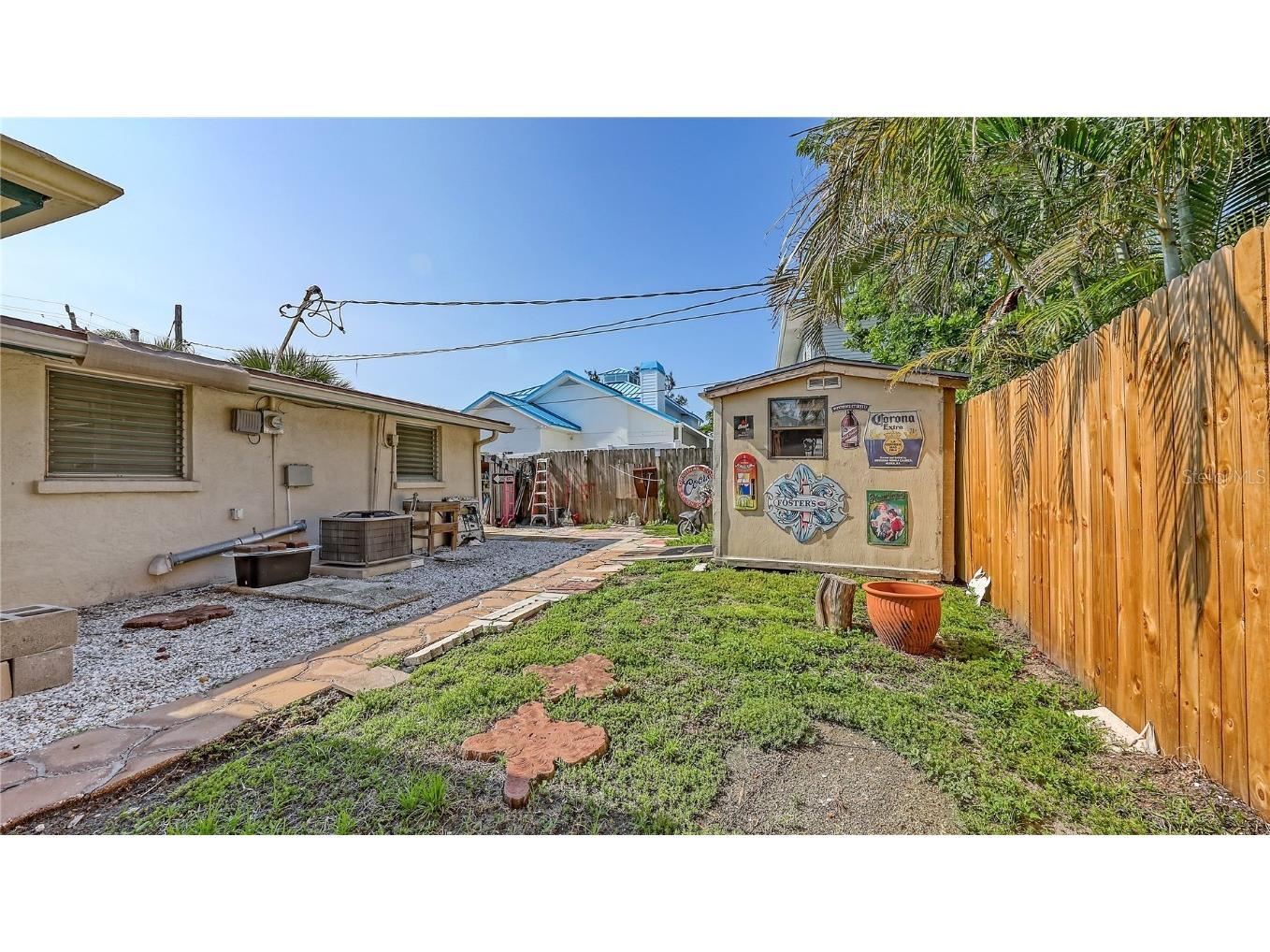 5302 Las Rosas Sarasota FL 34242 A4659614 image25