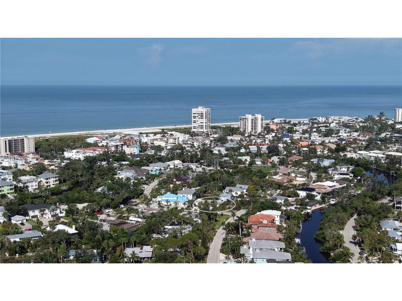 5302 Las Rosas Sarasota FL 34242 A4659614 image32