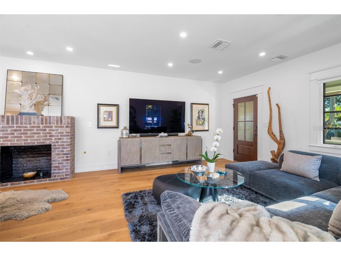 5302 N Central Avenue Tampa FL 33603 TB8452263 image14