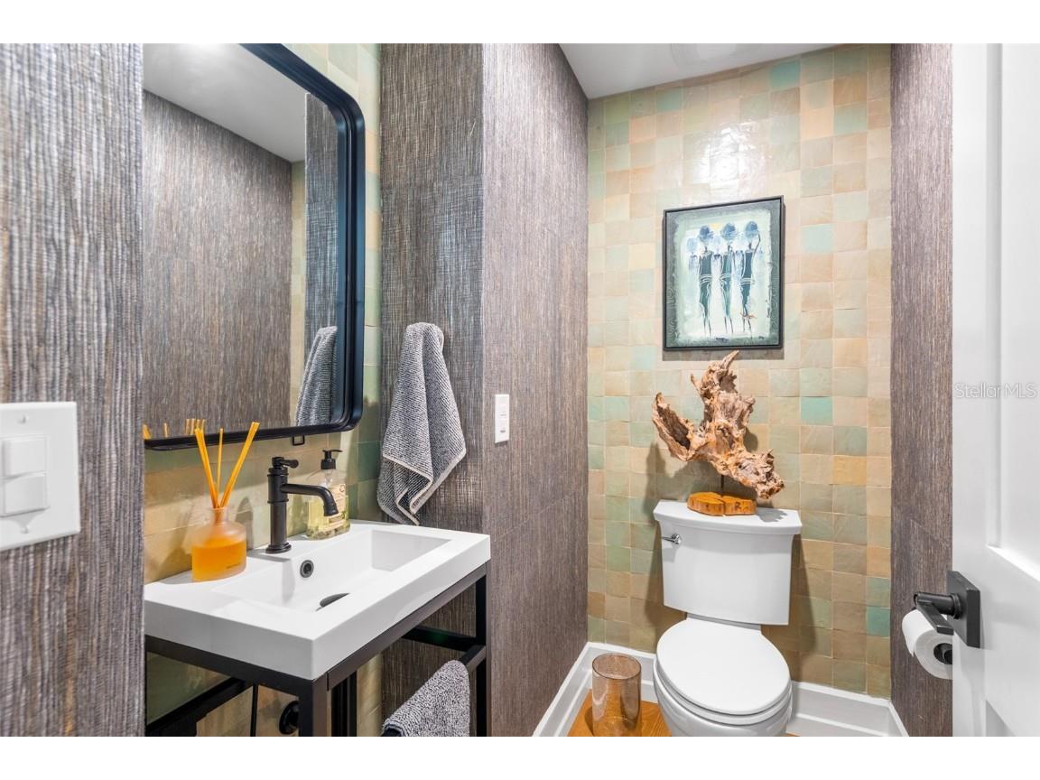 5302 N Central Avenue Tampa FL 33603 TB8452263 image36