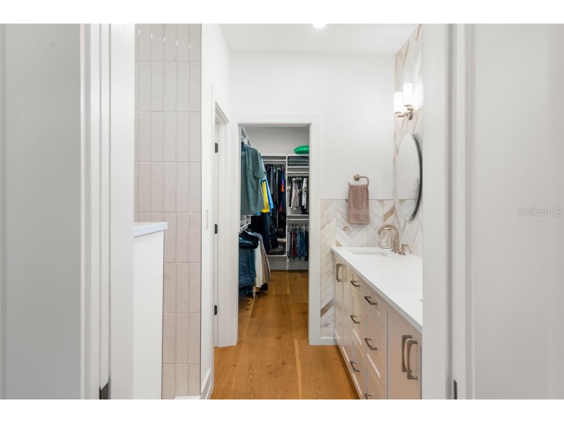 5302 N Central Avenue Tampa FL 33603 TB8452263 image43