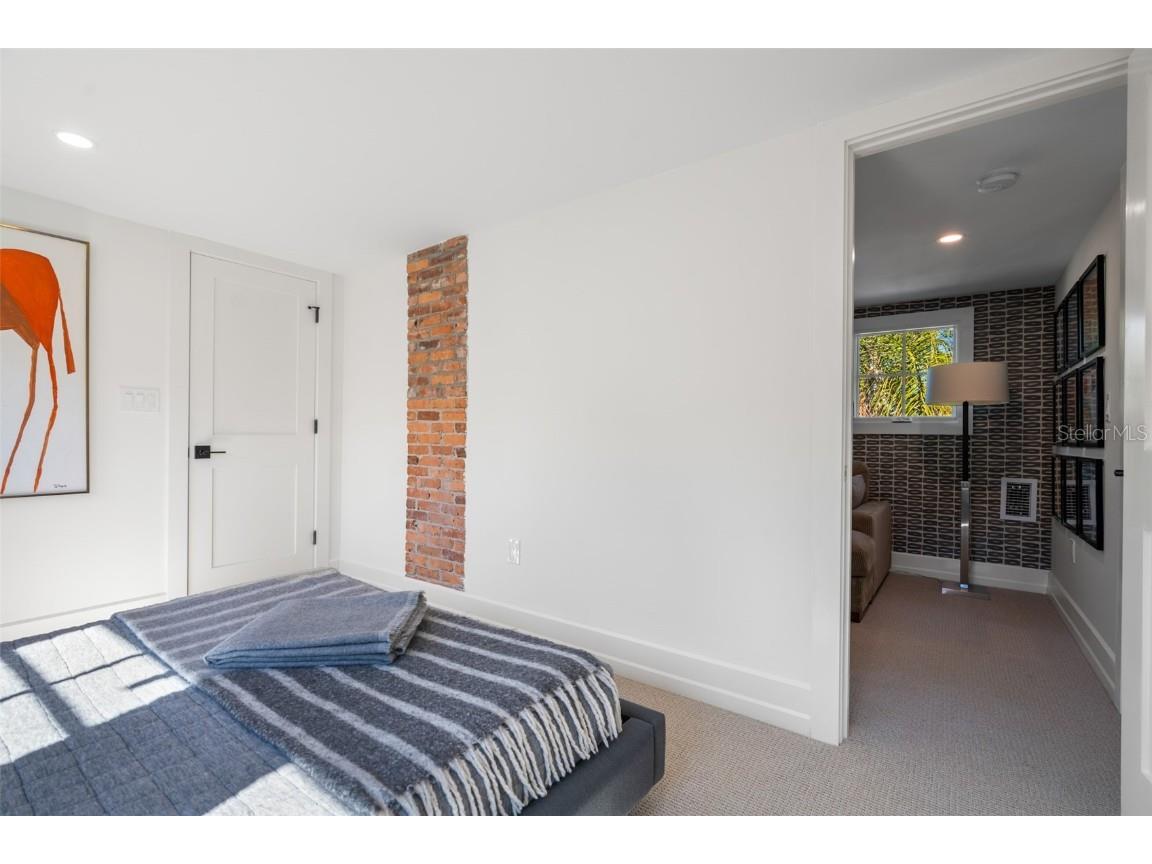 5302 N Central Avenue Tampa FL 33603 TB8452263 image56