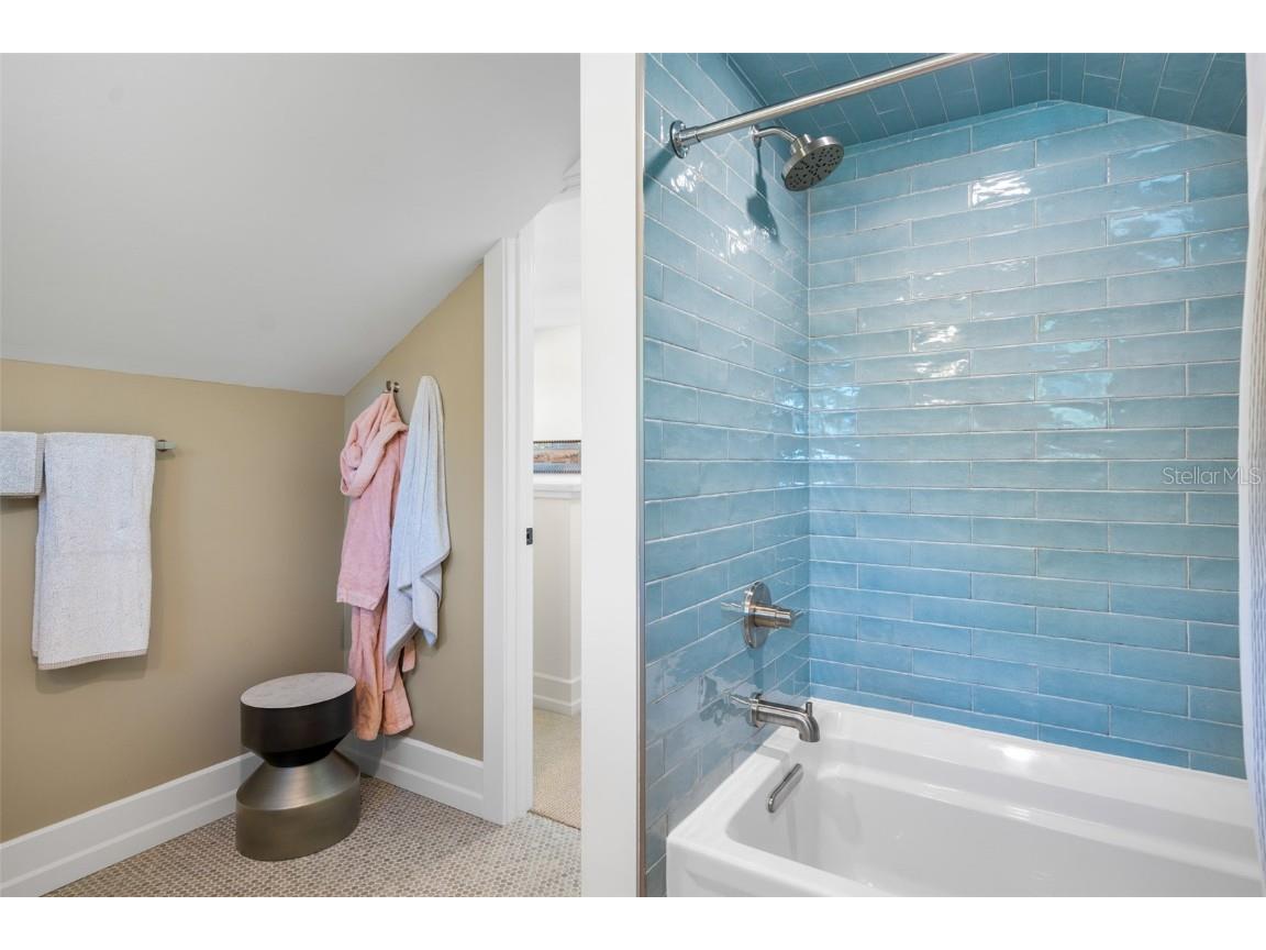 5302 N Central Avenue Tampa FL 33603 TB8452263 image59