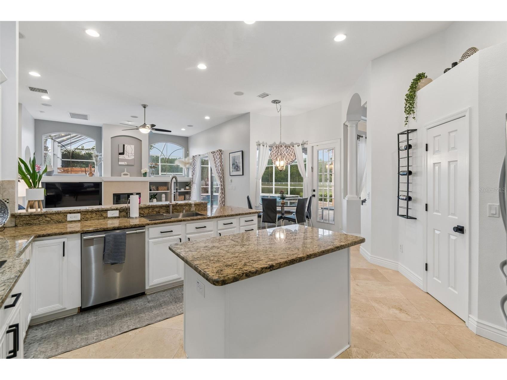 5303 Clouds Peak Drive Lutz FL 33558 TB8527363 image17