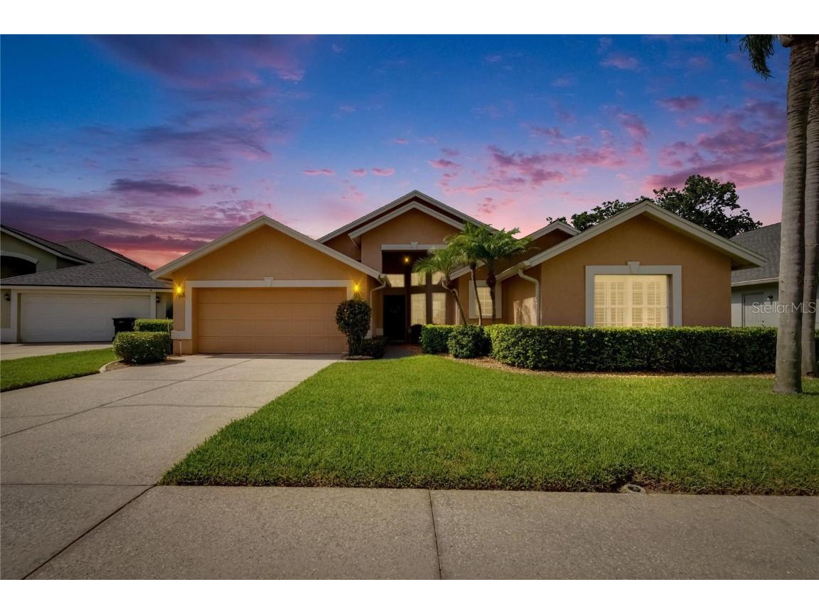 5303 Cottonwood Tree Circle Valrico FL 33596 TB8392679 image1