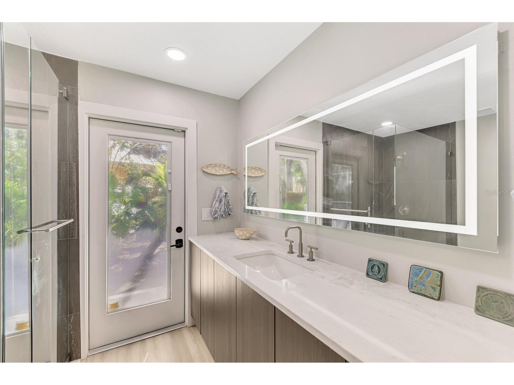 5303 Hidden Harbor Road Sarasota FL 34242 - HIDDEN HARBOR CANAL N6143036 image31