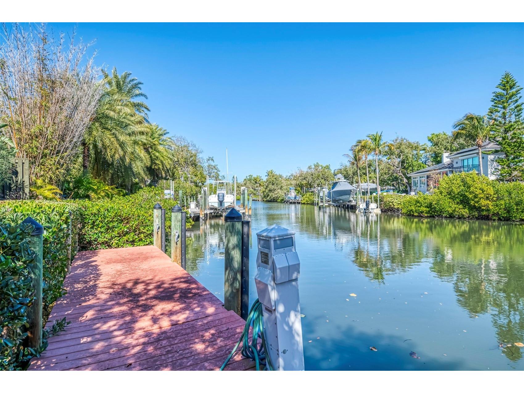 5303 Hidden Harbor Road Sarasota FL 34242 - HIDDEN HARBOR CANAL N6143036 image54