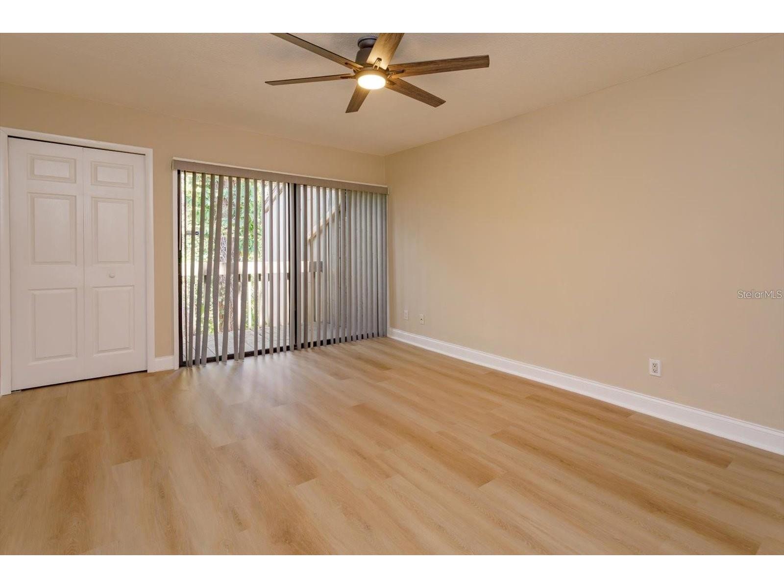 5303 Indian Creek Drive #D Orlando FL 32811 O6406171 image16