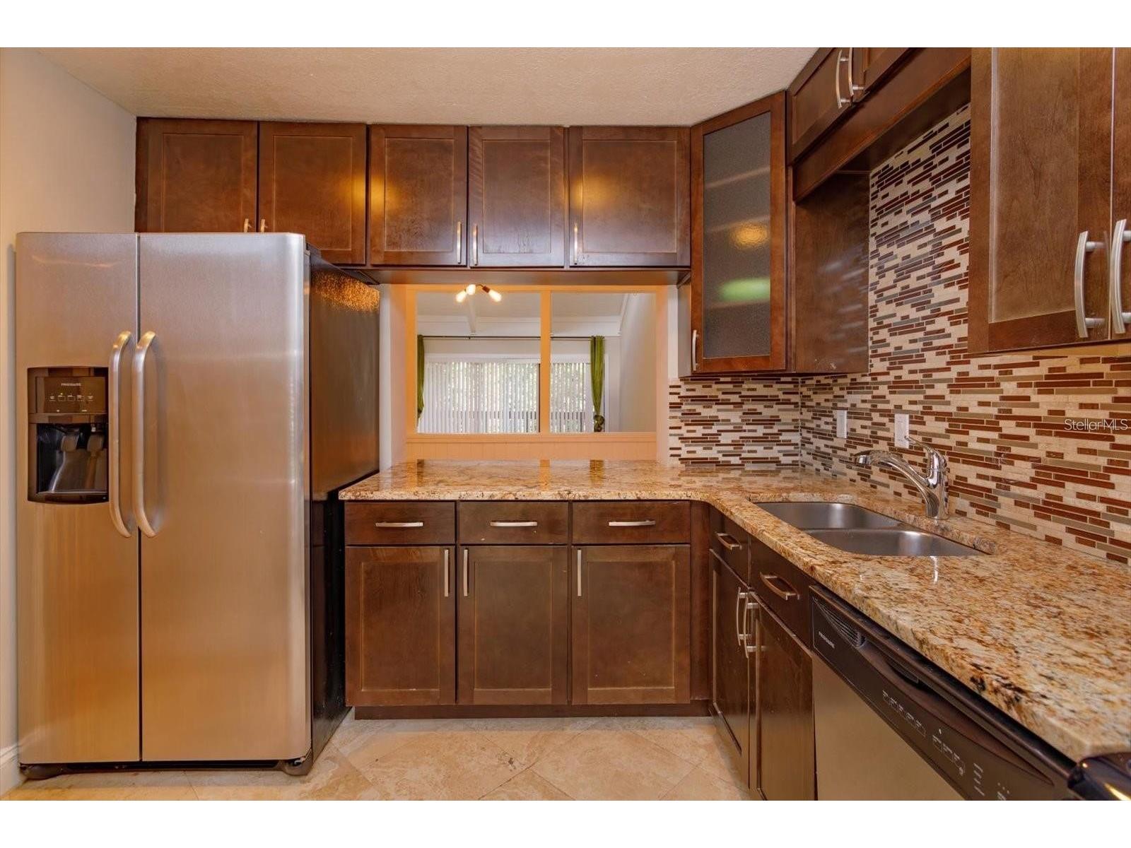 5303 Indian Creek Drive #D Orlando FL 32811 O6406171 image4