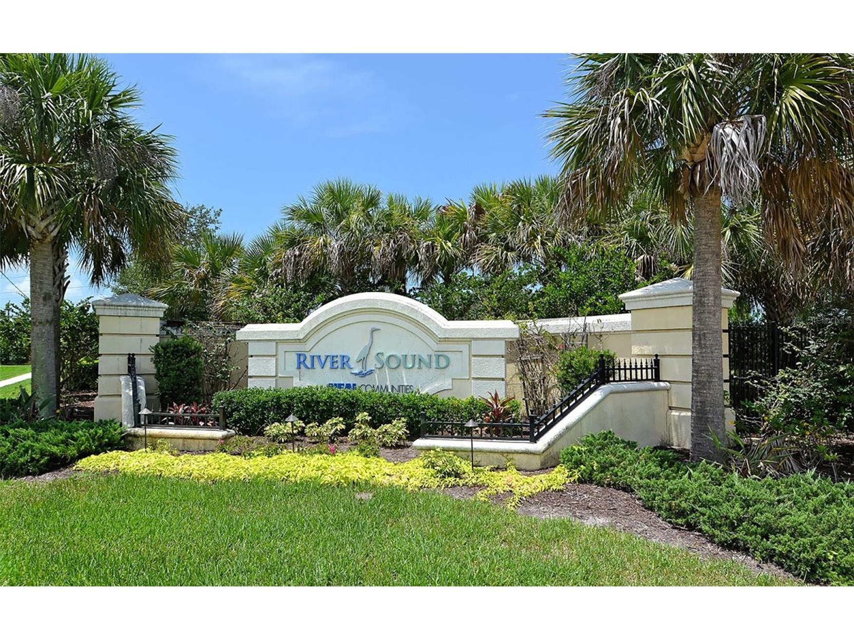 5303 Tide Point Way Bradenton FL 34208 A4690850 image48