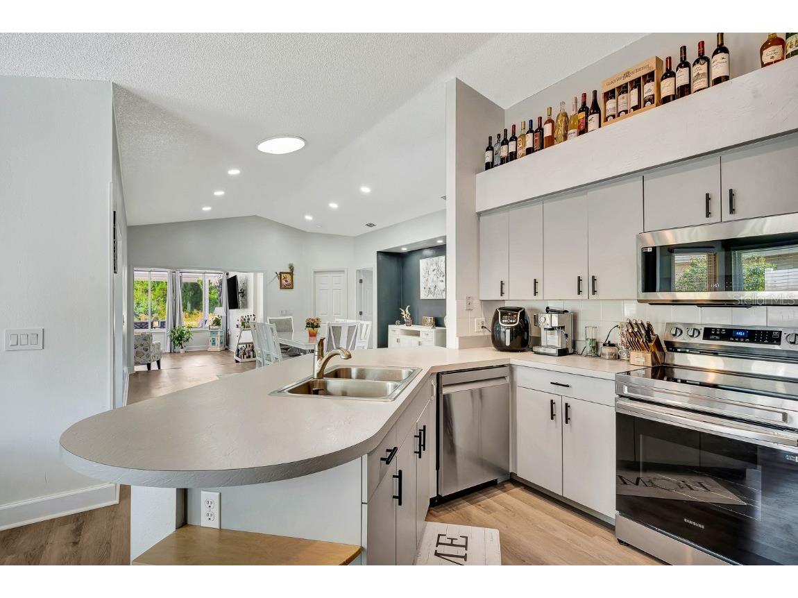 5304 72nd Street E Bradenton FL 34203 A4675546 image9