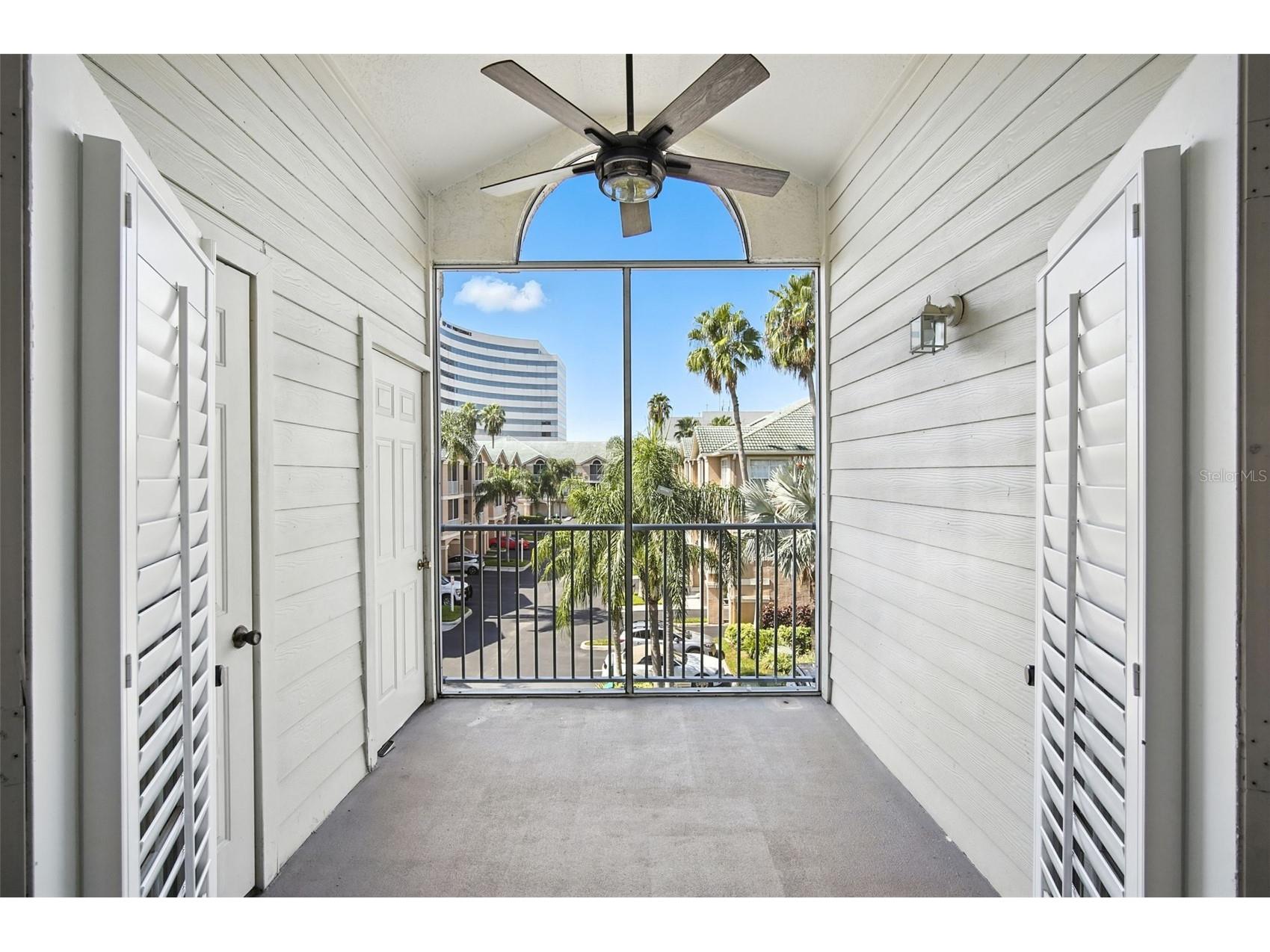 5304 Bay Club Circle Tampa FL 33607 TB8486550 image12