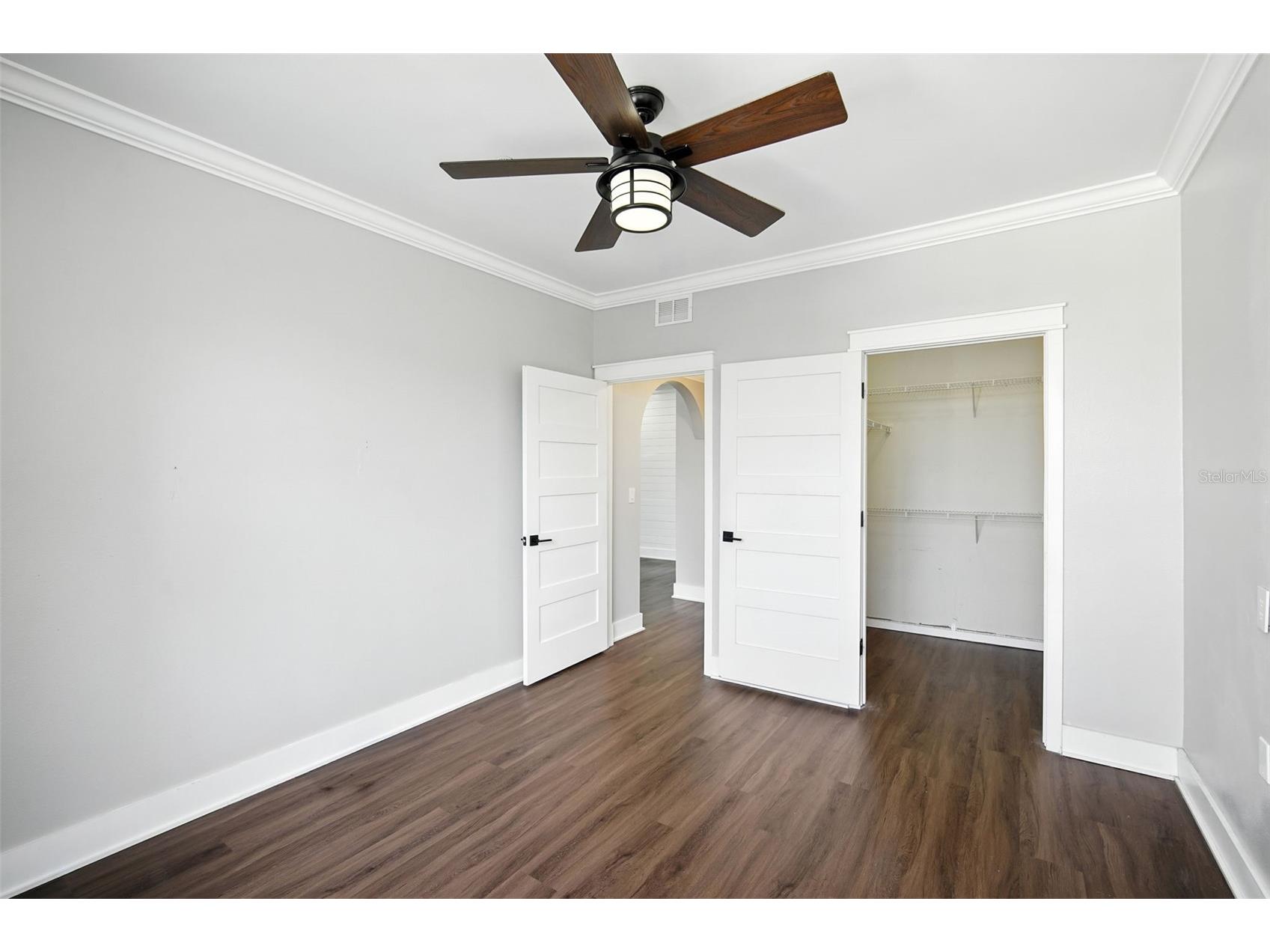 5304 Bay Club Circle Tampa FL 33607 TB8486550 image15