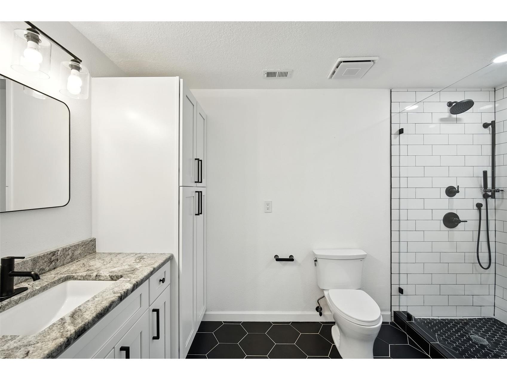 5304 Bay Club Circle Tampa FL 33607 TB8486550 image16