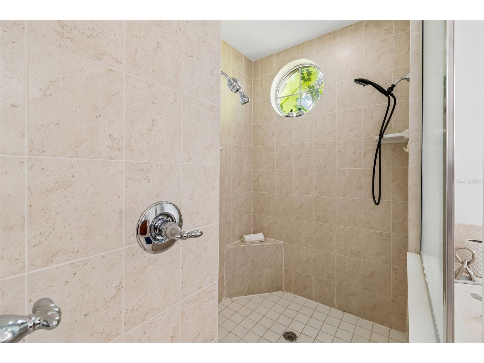 5304 Clouds Peak Drive Lutz FL 33558 TB8528051 image46