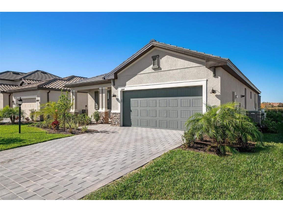 5304 Coral Reef Way Lakewood Ranch FL 34211 A4557207 image1