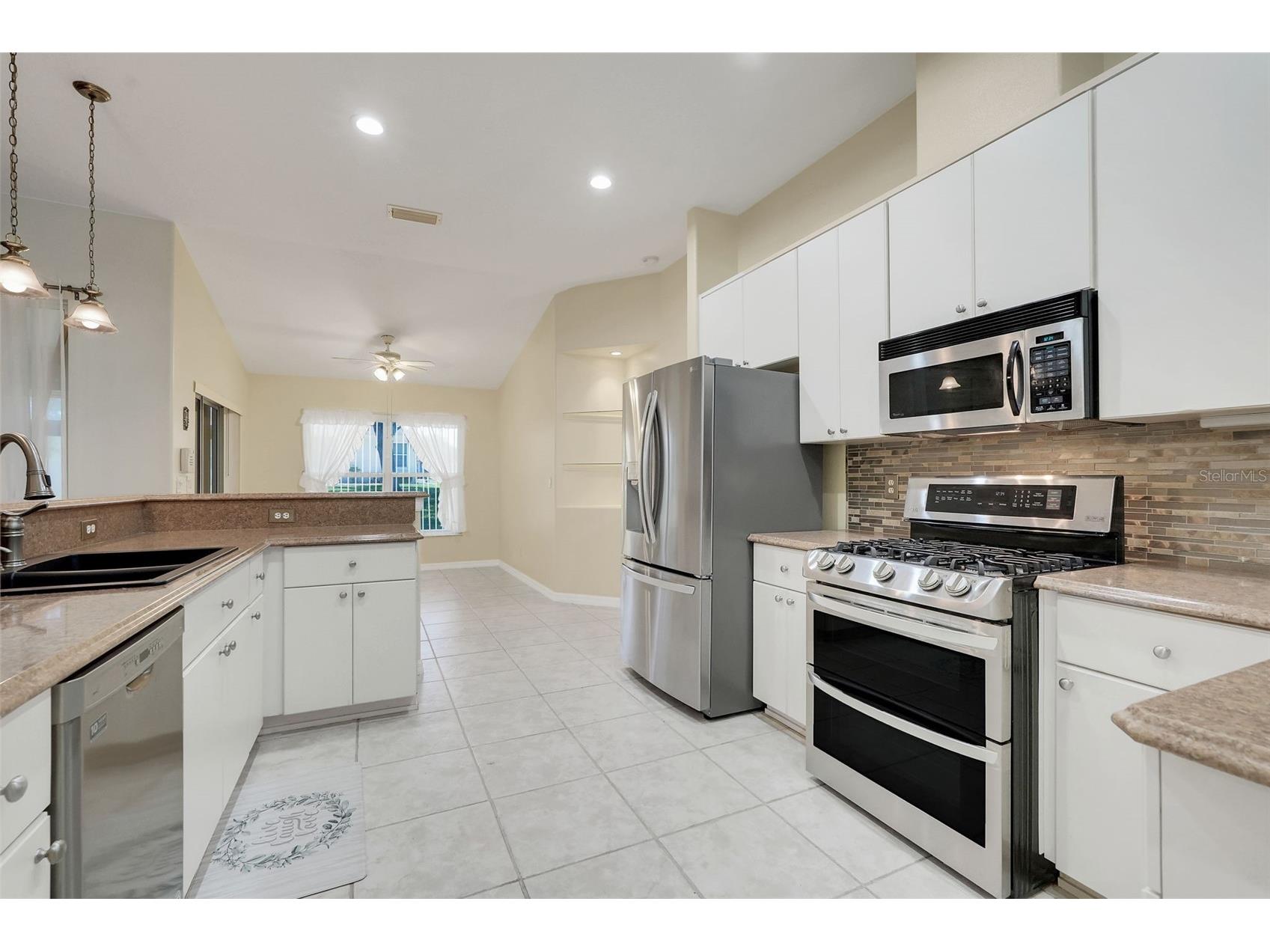 5304 Fantasy Way Leesburg FL 34748 G5104762 image32