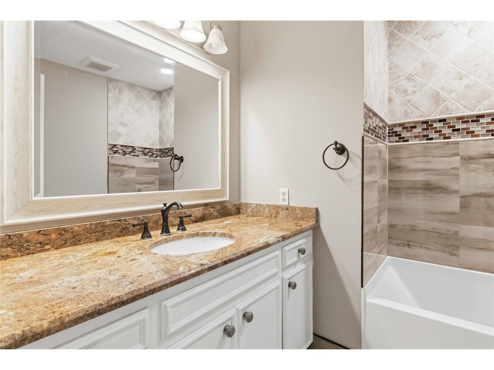 5304 Rosecrest Circle Tampa FL 33617 TB8476198 image14