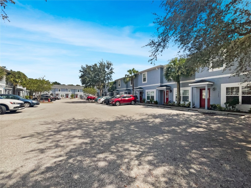 5304 Terraza Court Temple Terrace FL 33617 O6143185 image1