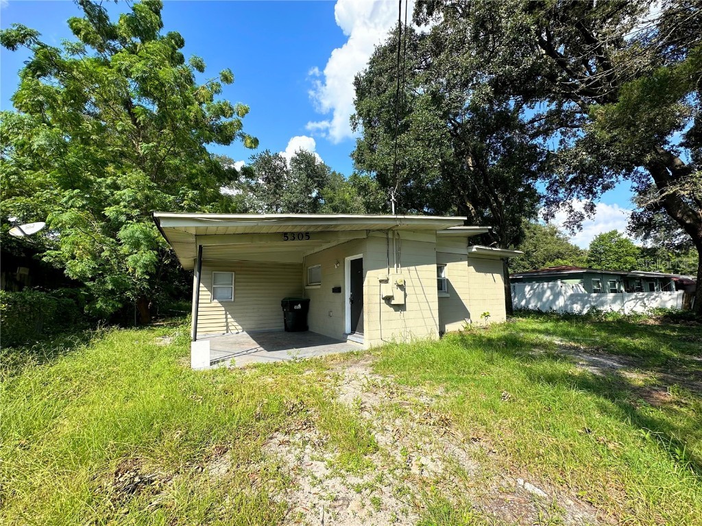 5305 Barnett Place Orlando FL 32808 O6176040 image1