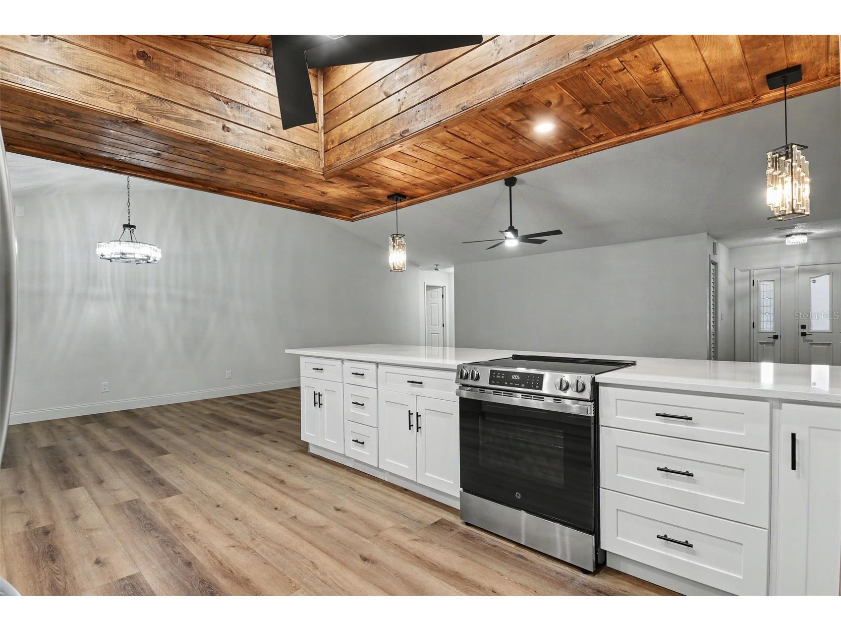 5305 E 127th Avenue Tampa FL 33617 W7887084 image11