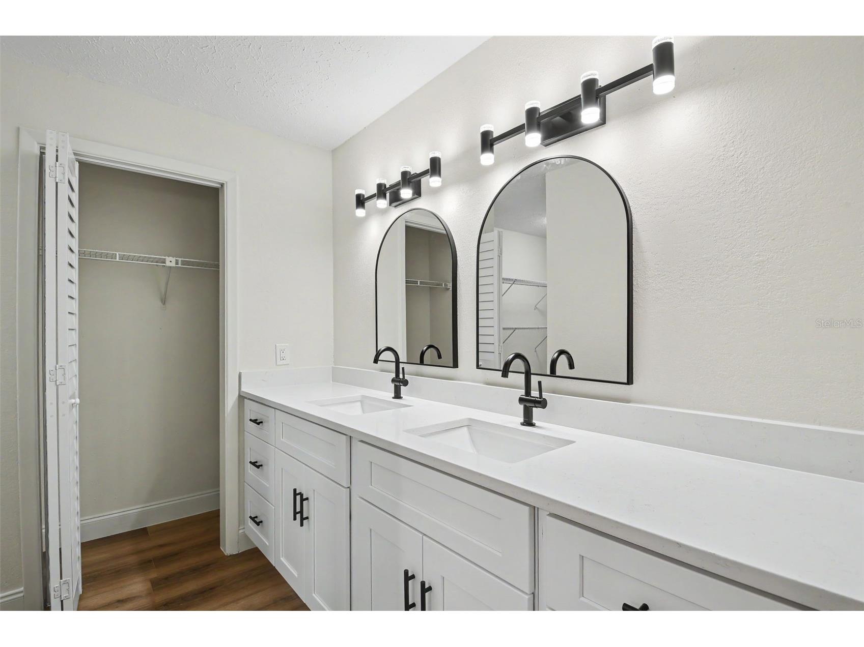 5305 E 127th Avenue Tampa FL 33617 W7887084 image17