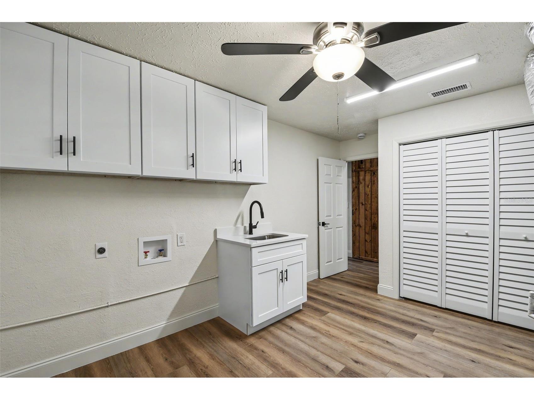 5305 E 127th Avenue Tampa FL 33617 W7887084 image32