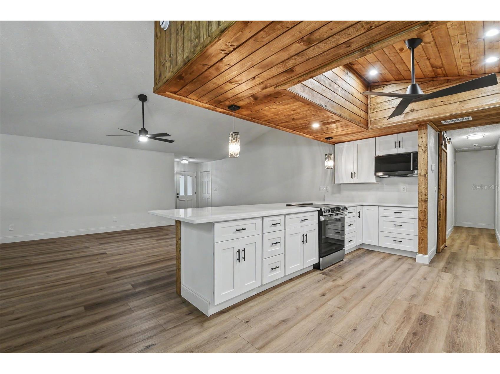 5305 E 127th Avenue Tampa FL 33617 W7887084 image9