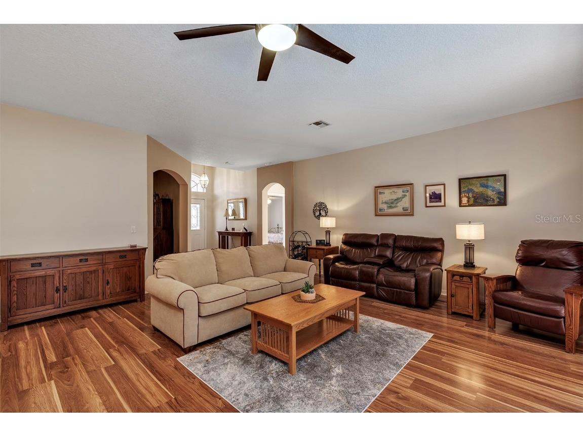 5305 Indian Ocean Loop Tavares FL 32778 V4941959 image10