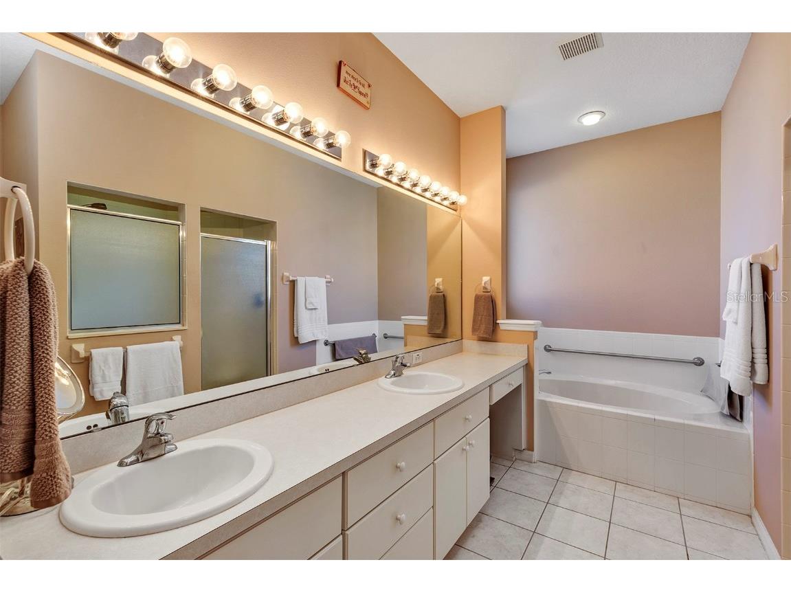 5305 Indian Ocean Loop Tavares FL 32778 V4941959 image27