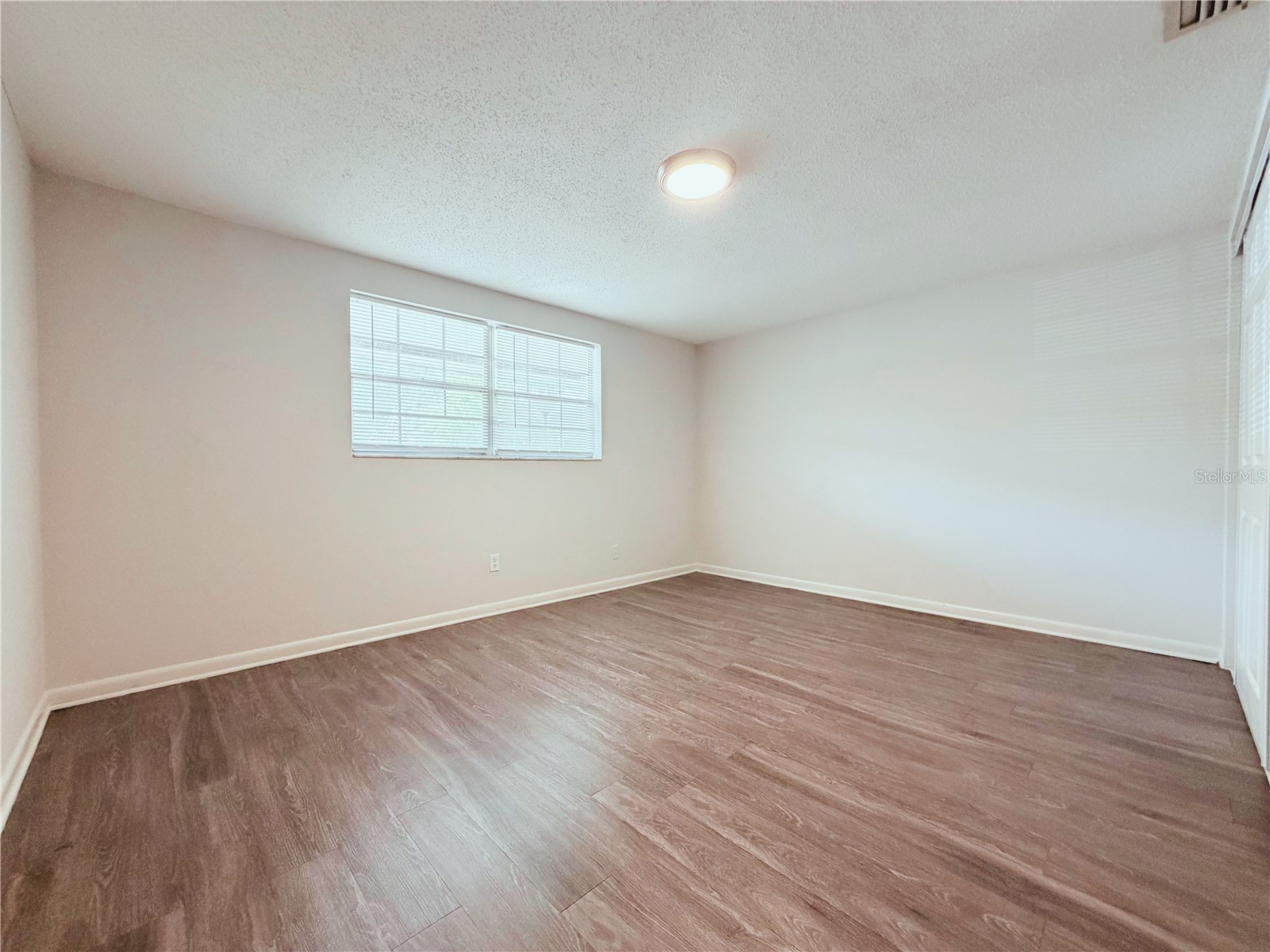 5305 Oakwood Court #17 Tampa FL 33610 K4903457 image4