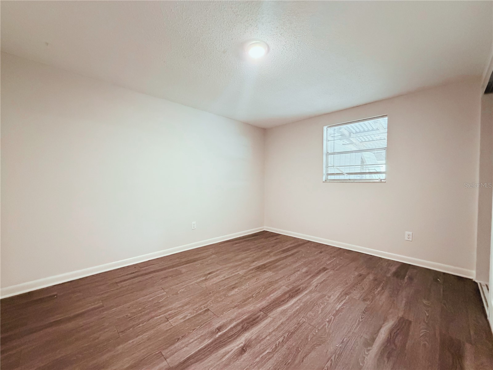 5305 Oakwood Court #17 Tampa FL 33610 K4903457 image6