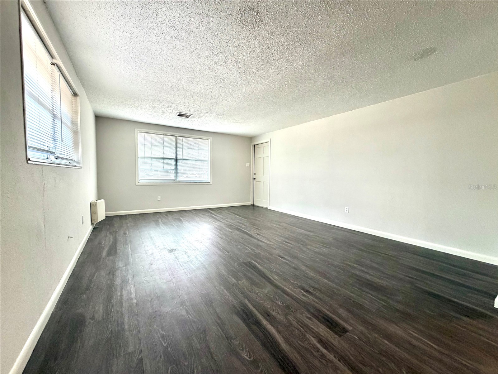 5305 Oakwood Court #17 Tampa FL 33610 K4903457 image9