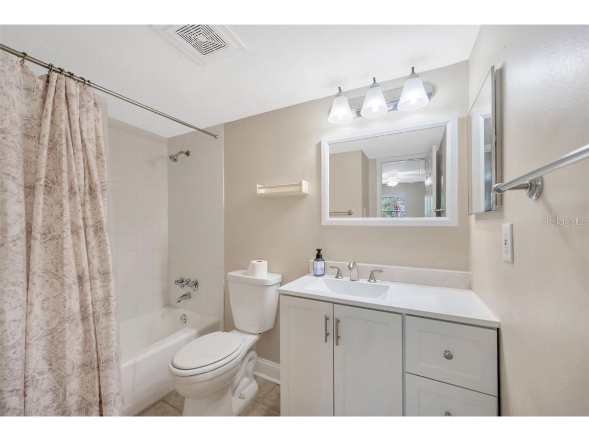 5305 San Sebastian Court #127 Tampa FL 33609 TB8421444 image17