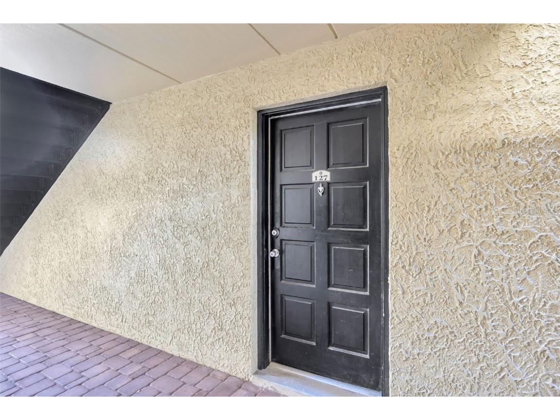 5305 San Sebastian Court #127 Tampa FL 33609 TB8421444 image3