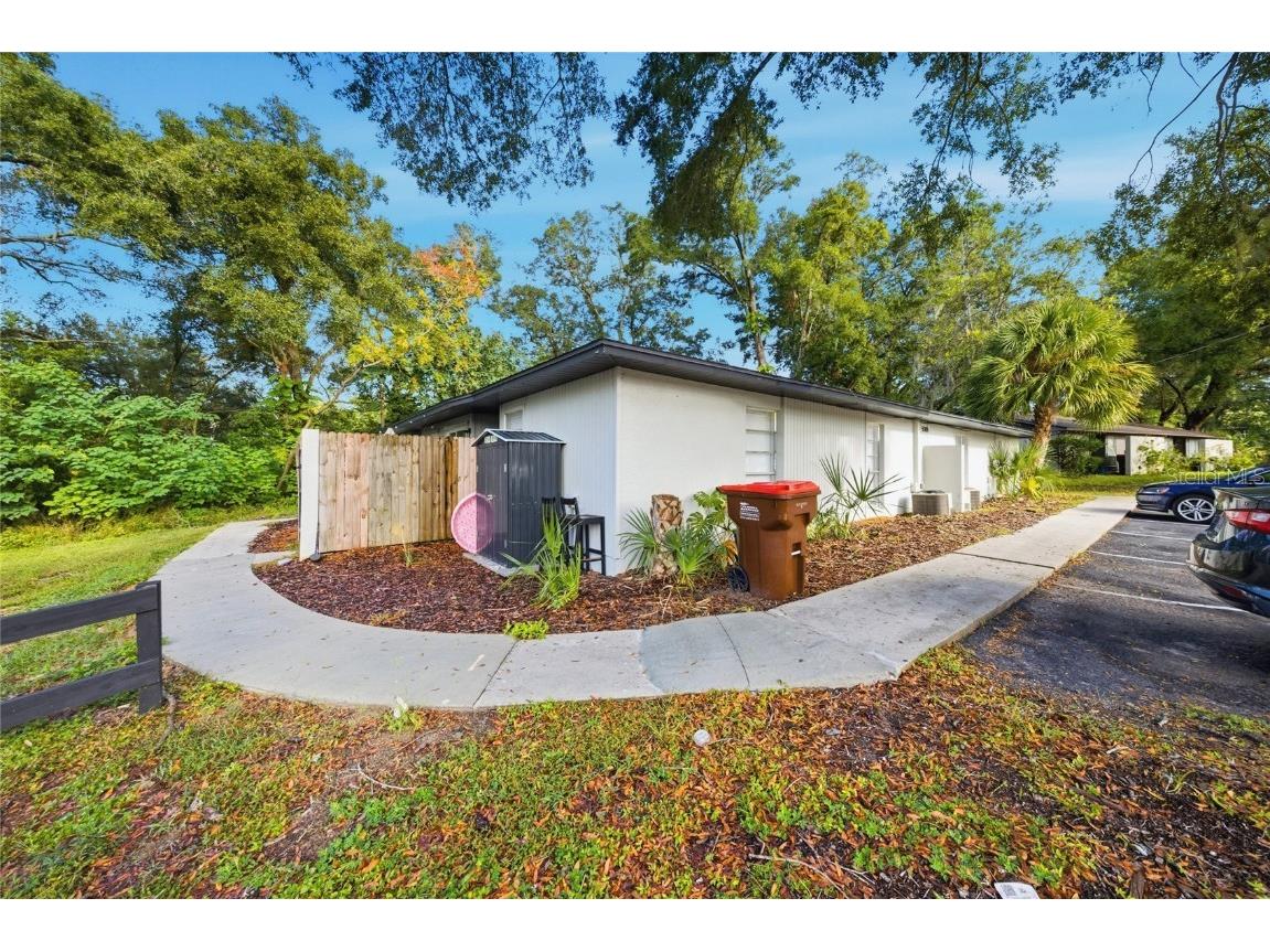 5305 SE 28th Lane #ALL UNITS Ocala FL 34480 OM712992 image3