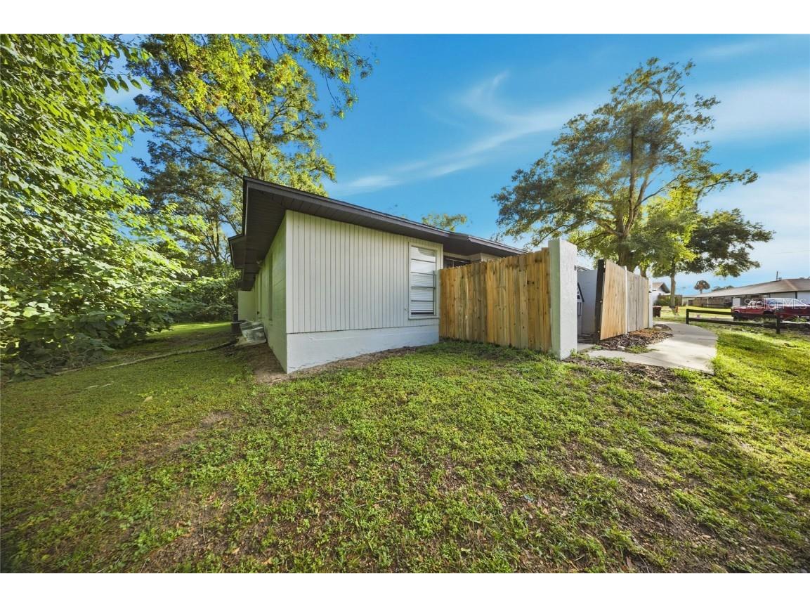 5305 SE 28th Lane #ALL UNITS Ocala FL 34480 OM712992 image4